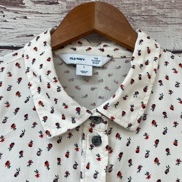 Women's Long-Sleeved Shirt - Picture 2 of 9